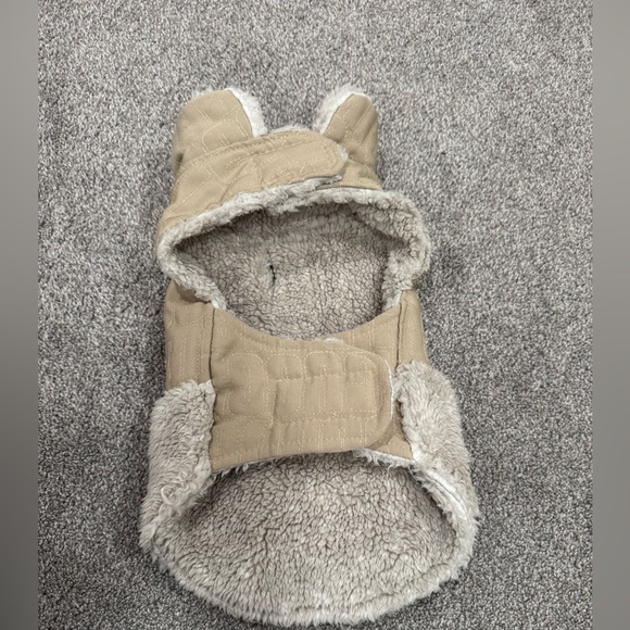 UGG Sherpa Quilted Pet Jacket - Picture 2 of 5